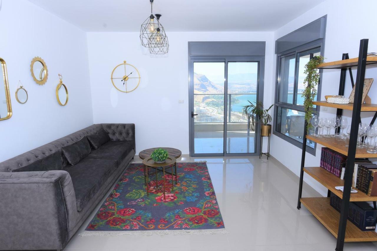 Aristone Luxury Apartment Tiberias Exterior photo