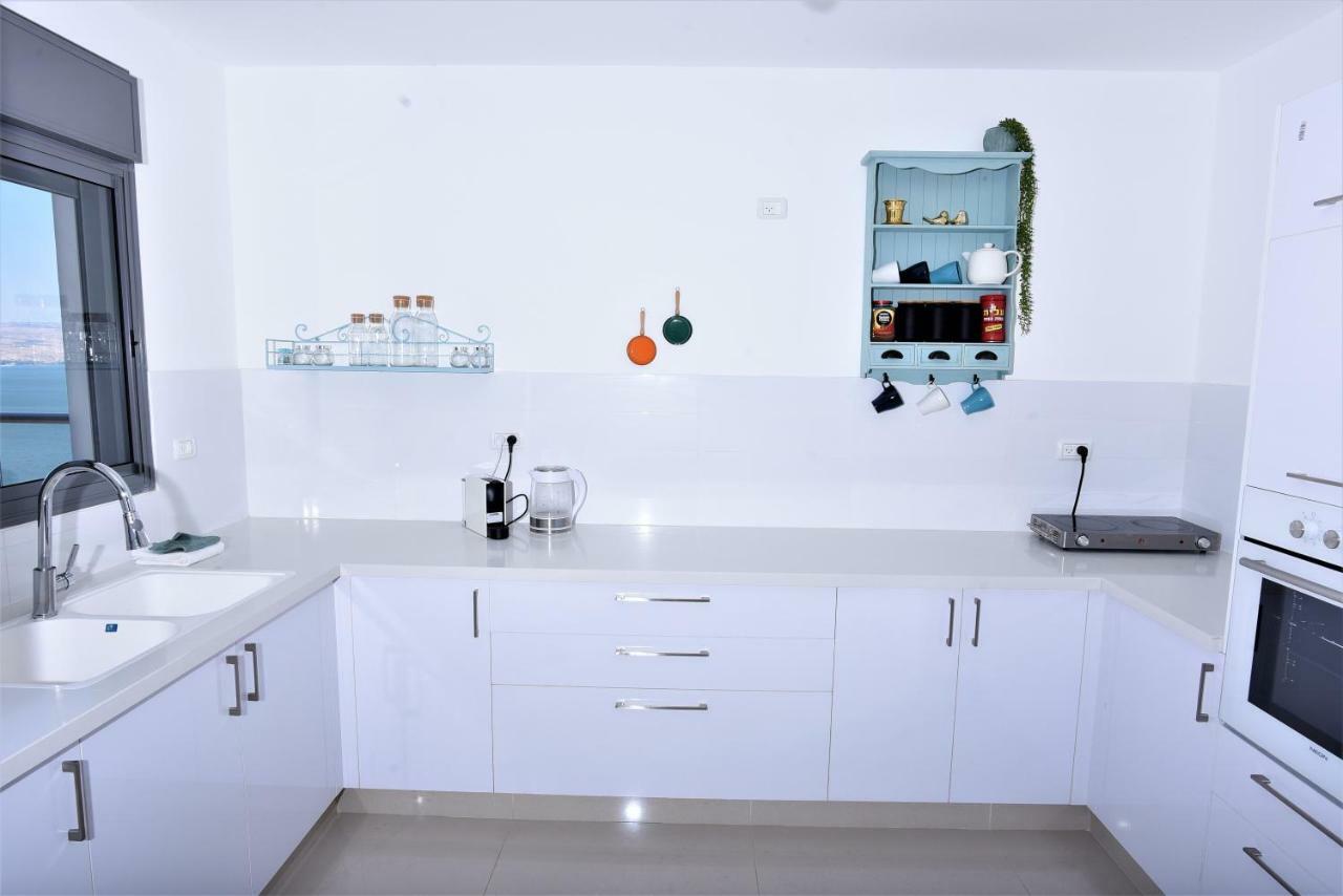 Aristone Luxury Apartment Tiberias Exterior photo